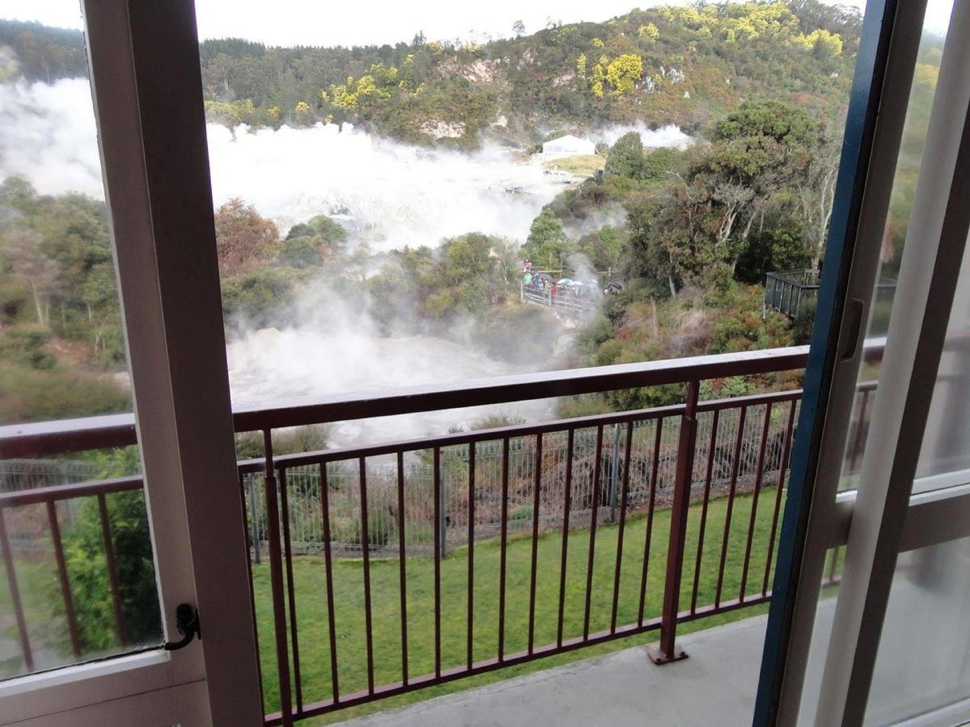 Silver Oaks Hotel - Geyserland Rotorua Extérieur photo