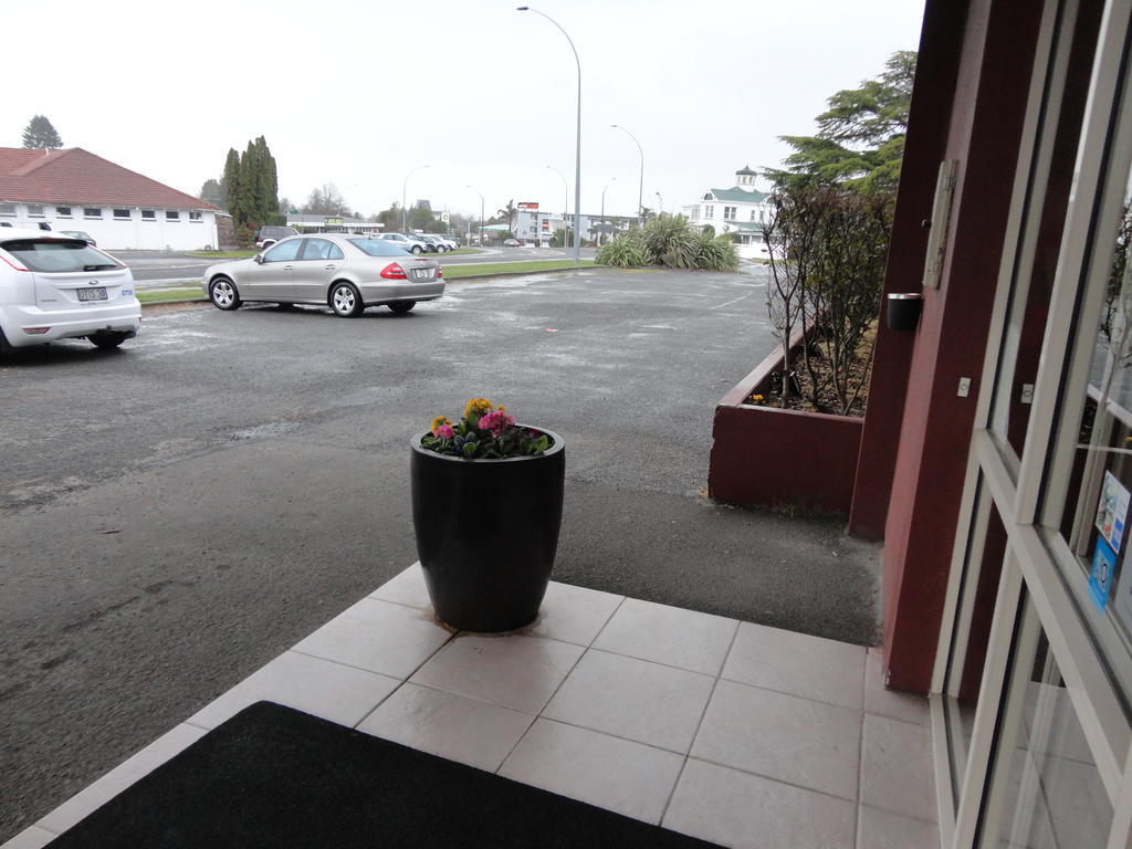 Silver Oaks Hotel - Geyserland Rotorua Extérieur photo